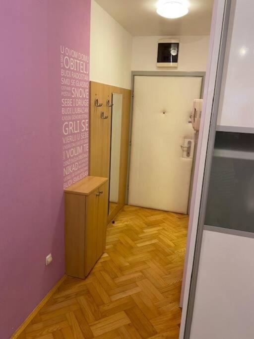 Self Check-In Studio With Wi-Fi And Parking Place Apartment Zagreb Luaran gambar
