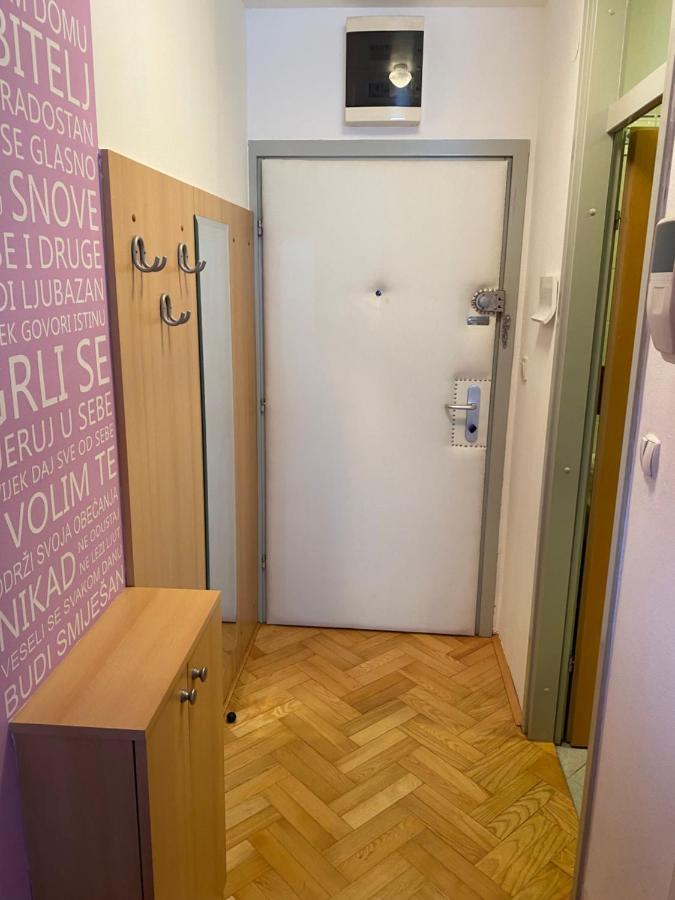 Self Check-In Studio With Wi-Fi And Parking Place Apartment Zagreb Luaran gambar
